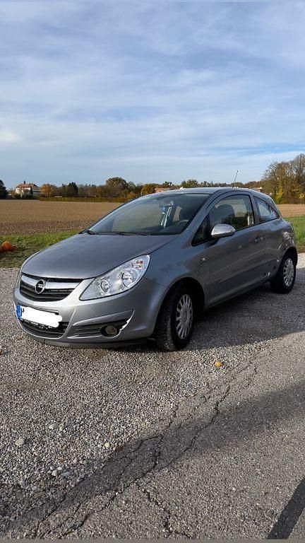 Silber Gebraucht 2007 Opel Corsa Limousine | 1.970 € (Fairer Preis) - Bild 1/4