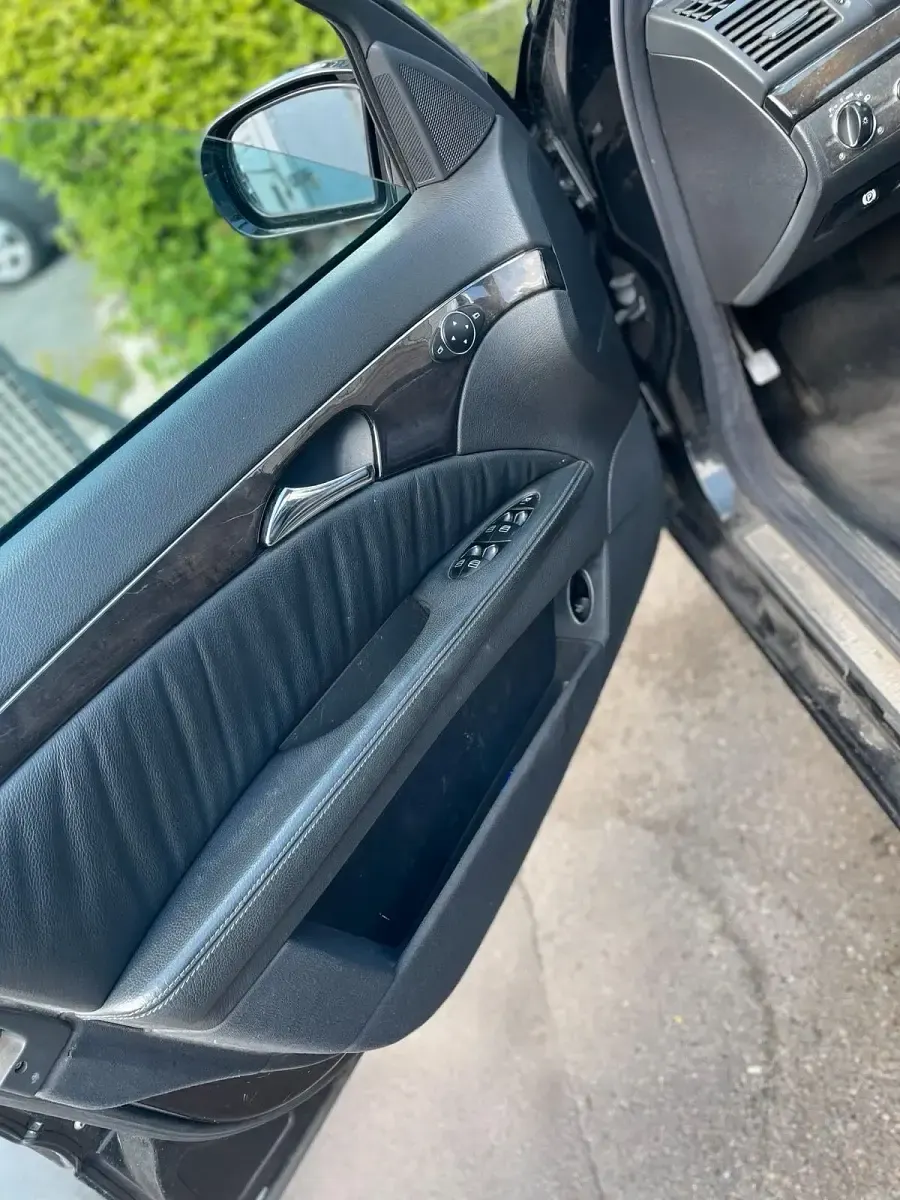 Gebraucht Mercedes E320 224 PS (164 kW) 2003 Schwarz Limousine