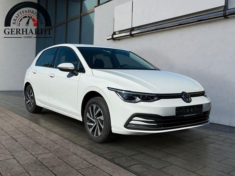 Gebraucht VW Golf VIII Style 150 PS (110 kW) 2021 Weiß Limousine