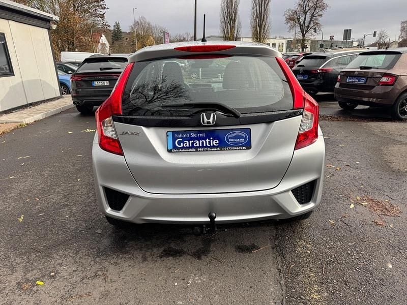 Gebraucht Honda Jazz Trend 102 PS (75 kW) 2016 Alabaster silver m. Kleinwagen