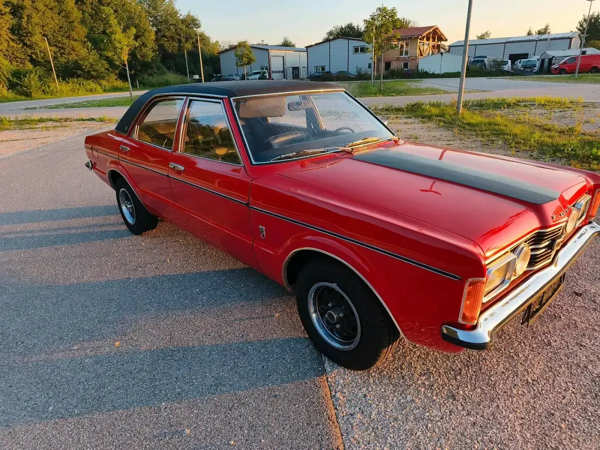 Gebraucht Ford Taunus 88 PS (64 kW) 1973 Rot Limousine