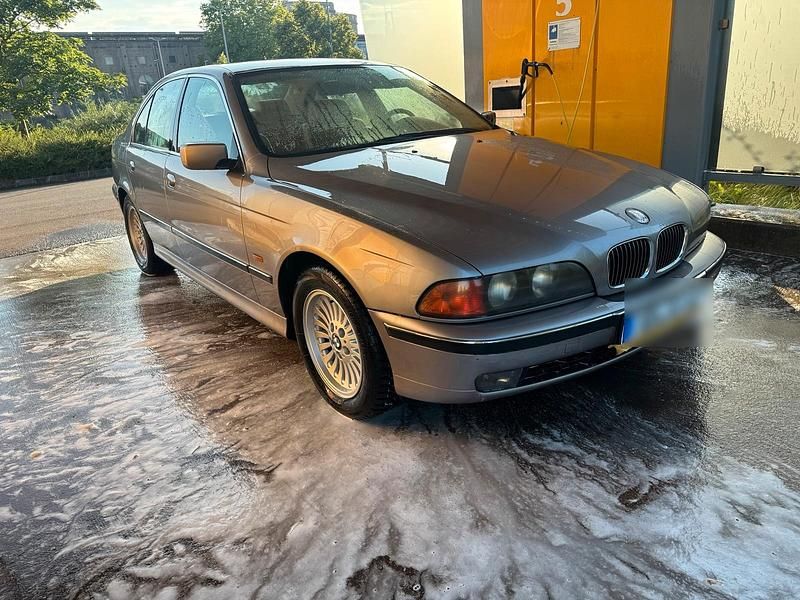 Silber Gebraucht 1998 BMW 535 Limousine | 3.500 € - Bild 1/1