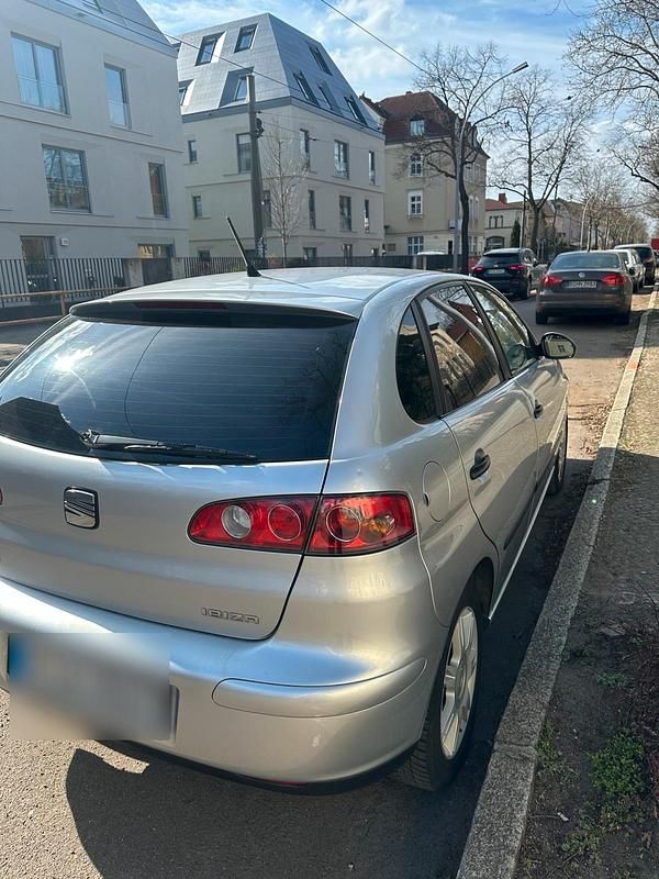 Gebraucht Seat Ibiza 2004 Silber Kleinwagen