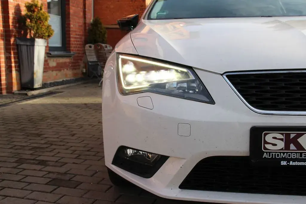 Gebraucht Seat Leon SC Style 110 PS (80 kW) 2014 Weiß Kleinwagen