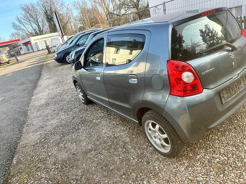 Gebraucht Suzuki Alto 68 PS (50 kW) 2009 Grau Kleinwagen