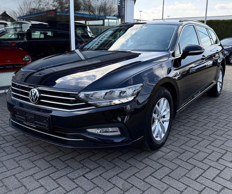 Gebraucht VW Passat Business 150 PS (110 kW) 2020 Schwarz Kombi
