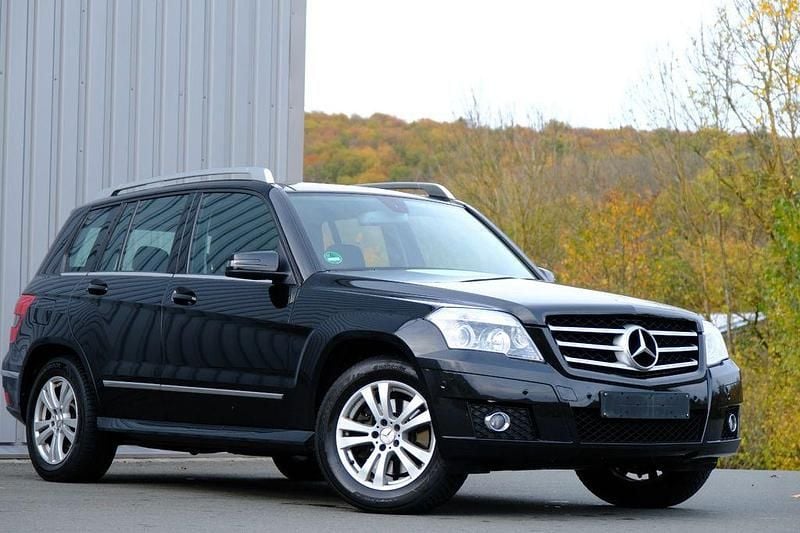 Schwarz Gebraucht 2008 Mercedes GLK280 SUV | 9.860 € (Guter Preis) - Bild 1/4