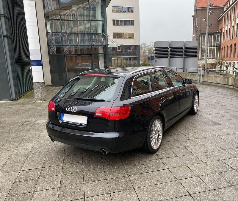 Gebraucht Audi A6 Sport 334 PS (245 kW) 2005 Schwarz Kombi