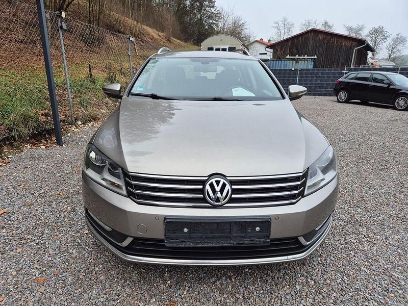 Gebraucht VW Passat 105 PS (77 kW) 2013 Braun Kombi