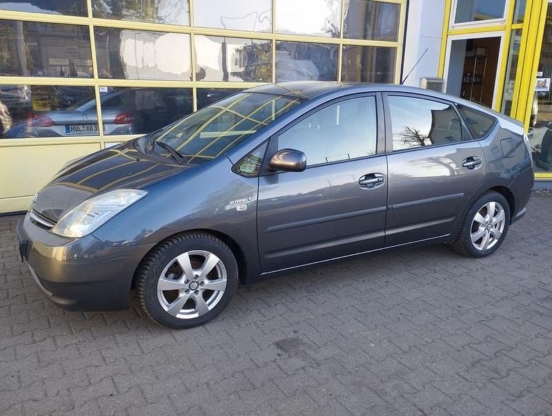 Occasion Toyota Prius Sol 77 ch (56 kW) 2007 Gris Citadine