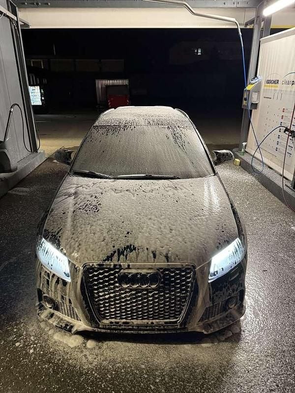 Schwarz Gebraucht 2009 Audi A3 Sportback S-Line Kombi | 9.500 € (Teuer) - Bild 1/4