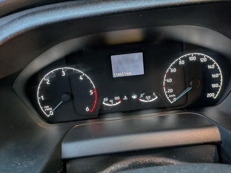 Gebraucht Ford Tourneo Titanium 179 PS (131 kW) 2018 Grau Van / Kleinbus