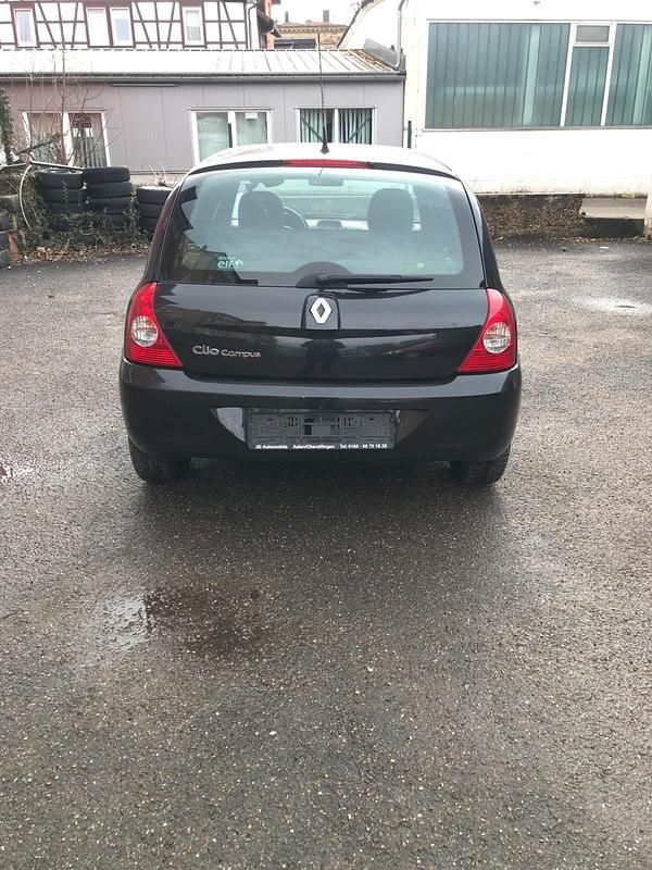 Gebraucht Renault Clio II 70 PS (51 kW) 2009 Schwarz Kleinwagen