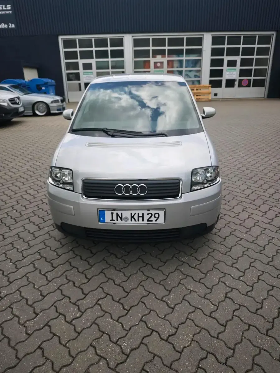 Gebraucht Audi A2 75 PS (55 kW) 2002 Silber Kleinwagen