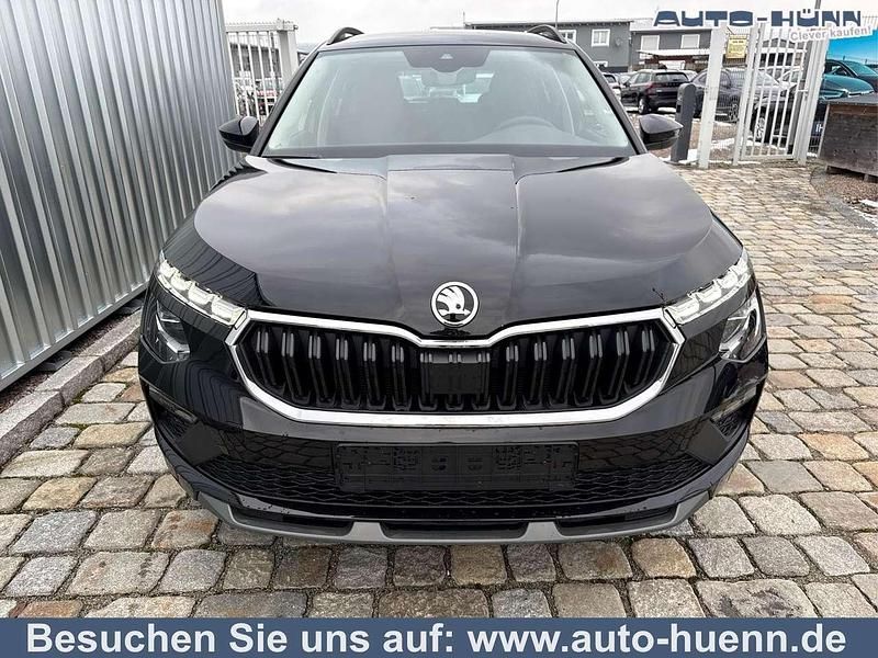 Neu Skoda Kamiq Selection 150 PS (110 kW) 2026 Schwarz metallic SUV