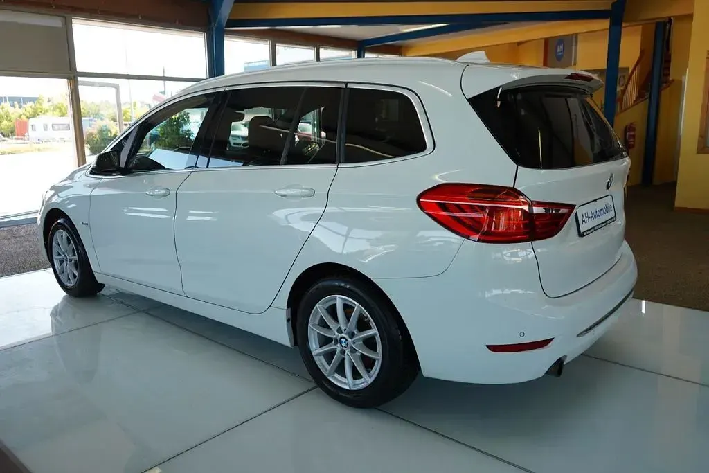 Gebraucht BMW 218 Gran Tourer Luxury Line 136 PS (100 kW) 2015 Weiß Van / Kleinbus