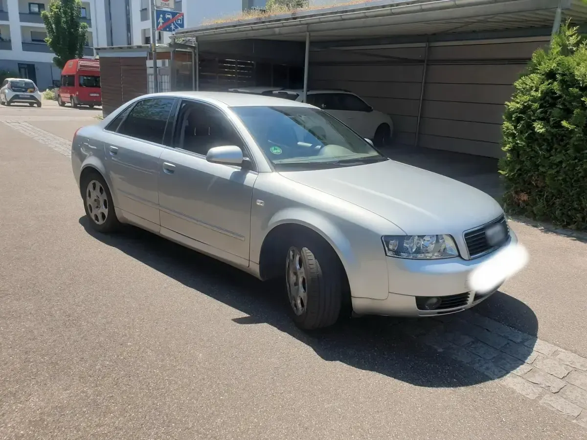Gebraucht Audi A4 190 PS (139 kW) 2004 Grau Limousine