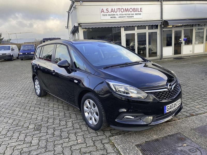 Schwarz Gebraucht 2016 Opel Zafira Edition Kombi | 11.860 € (Fairer Preis) - Bild 1/4