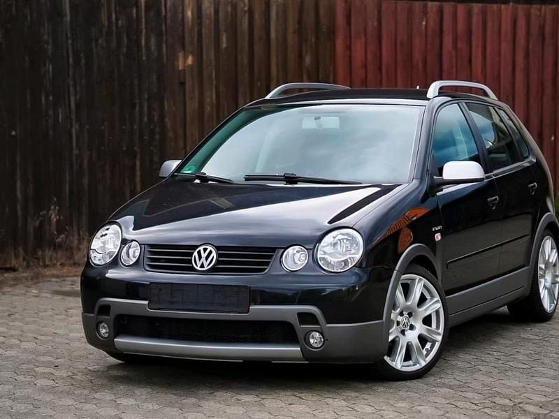 Schwarz Gebraucht 2005 VW Polo Cross Kleinwagen | 4.000 € (Fairer Preis) - Bild 1/4