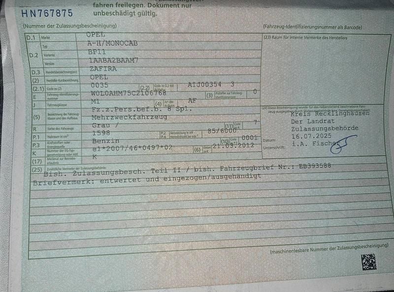 Gebraucht Opel Zafira 116 PS (85 kW) 2012 Silber Van / Kleinbus