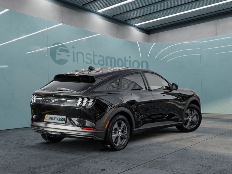 Gebraucht Ford Mustang Mach-E Standard Range 197 kW (269 PS) 2024 Schwarz SUV