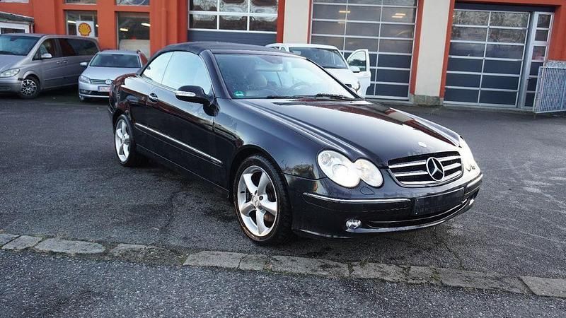Schwarz Gebraucht 2005 Mercedes CLK200 Cabrio | 11.550 € - Bild 1/4