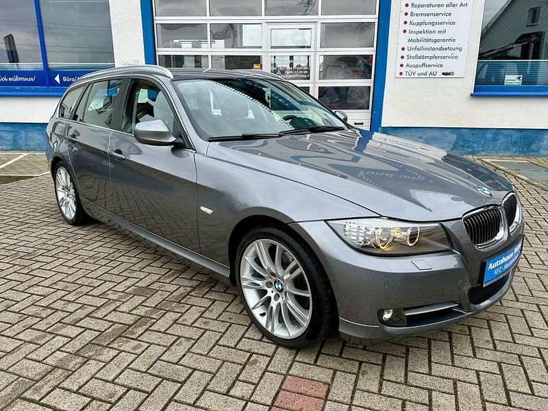 Gebraucht BMW 318 Exclusive 143 PS (105 kW) 2012 Grau Kombi
