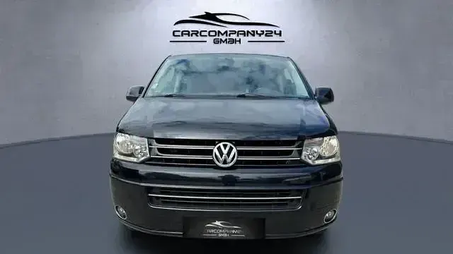 Second-hand VW Multivan Highline 179 CP (131 kW) 2010 Negru Monovolum