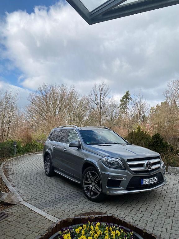 Grau Gebraucht 2014 Mercedes GL500 AMG SUV | 24.700 € - Bild 1/4