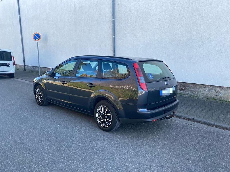 Usado Ford Focus 109 CV (80 kW) 2005 Familiar
