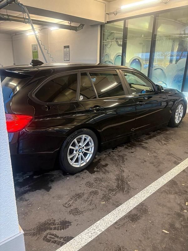 Gebraucht BMW 320 184 PS (135 kW) 2014 Kombi