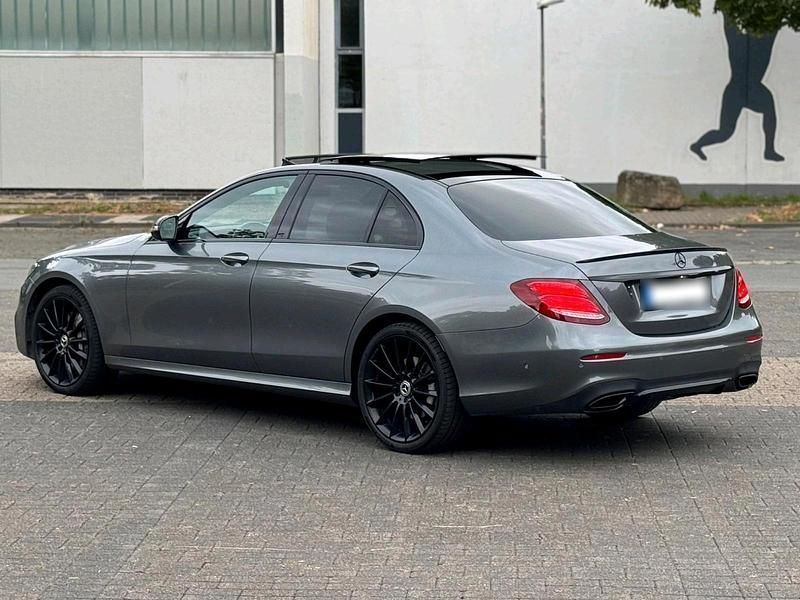 Gebraucht Mercedes E400 340 PS (250 kW) 2018 Grau Limousine