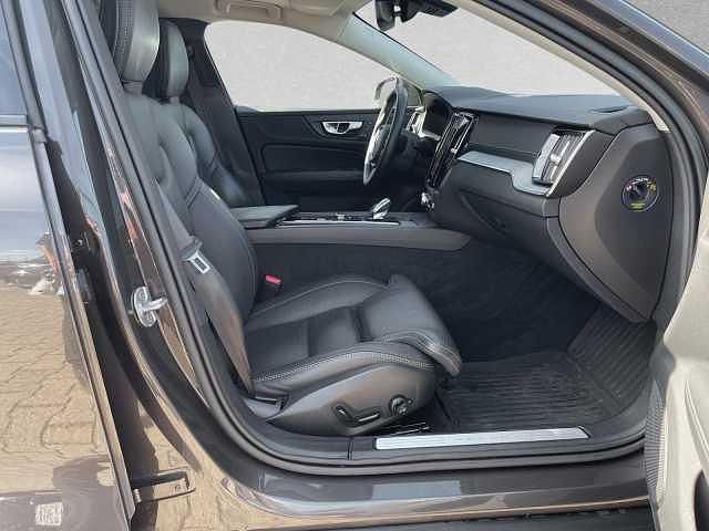 Gebraucht Volvo V60 CC 145 PS (106 kW) 2022 Kombi