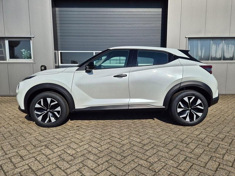 Neu Nissan Juke Acenta 114 PS (83 kW) 2026 Solid white SUV