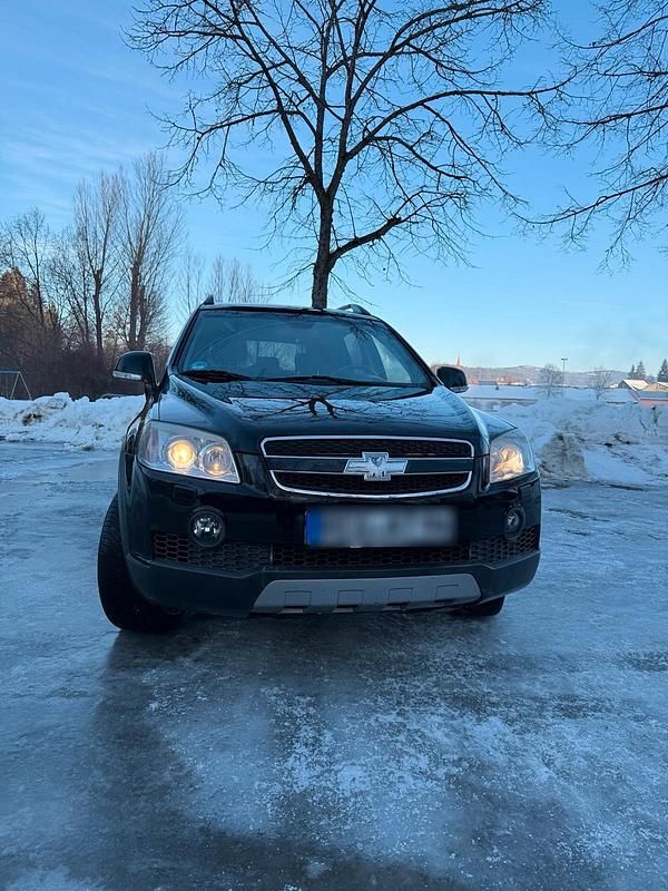 Schwarz Gebraucht 2008 Chevrolet Captiva SUV | 2.250 € (Superpreis) - Bild 1/4
