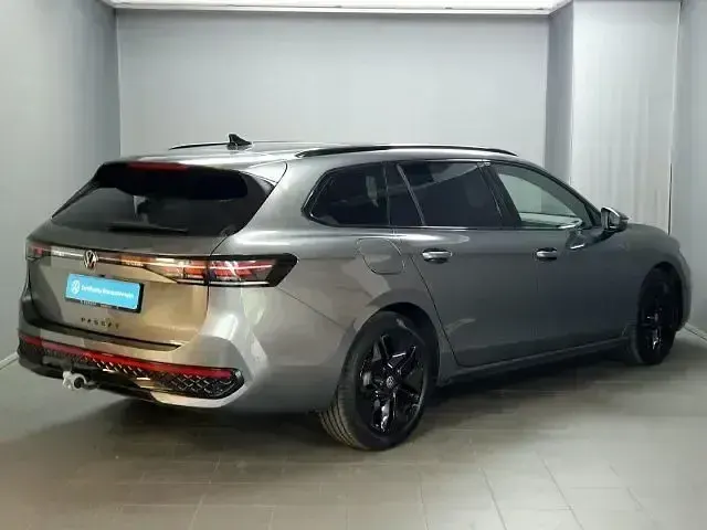 Gebraucht VW Passat R-line 193 PS (141 kW) 2025 Diabasgrau (metallic) Kombi