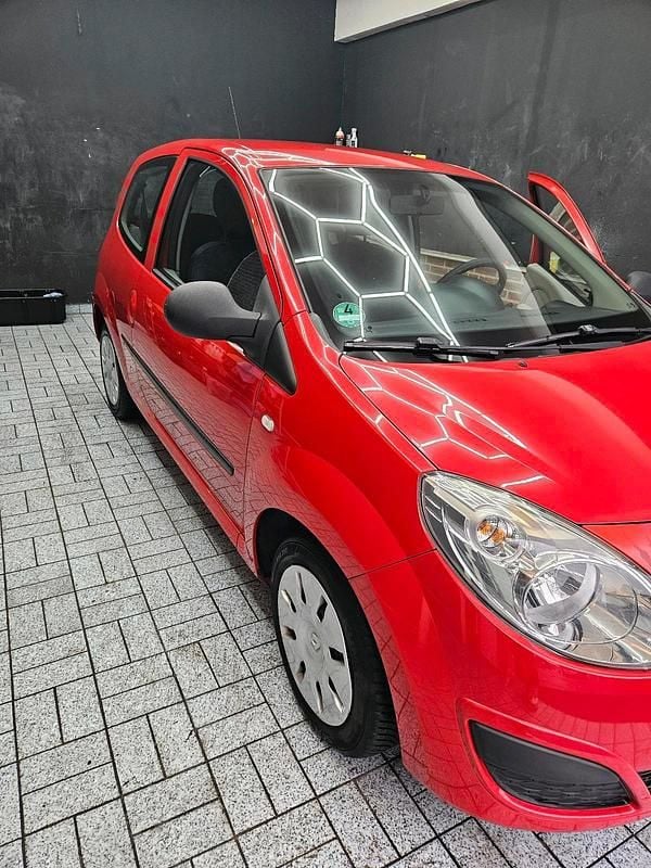 Gebraucht Renault Twingo 60 PS (44 kW) 2009 Rot Kleinwagen