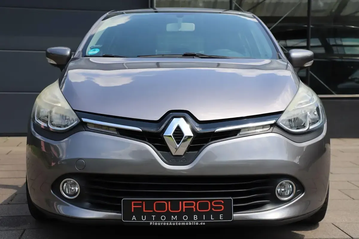 Gebraucht Renault Clio IV Dynamique 73 PS (53 kW) 2013 Grau Kleinwagen