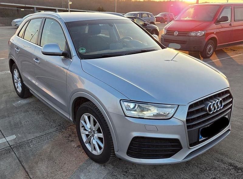 Gebraucht Audi Q3 Design 150 PS (110 kW) 2018 Silber SUV