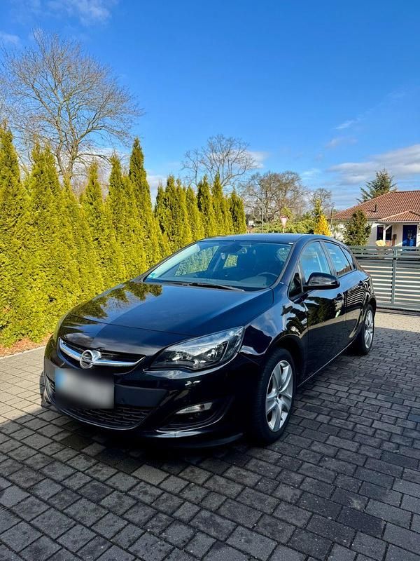 Gebraucht Opel Astra Style 120 PS (88 kW) 2014 Schwarz Kombi
