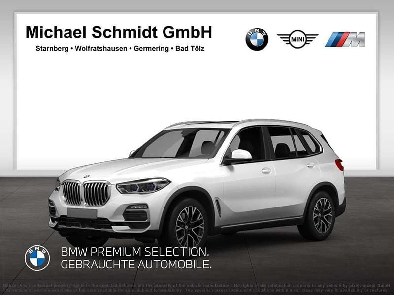 Gebraucht BMW X5 M M Sport 530 PS (389 kW) 2023 Mineralweiß (metallic) SUV