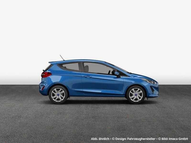 Gebraucht Ford Fiesta Cool & Connect 101 PS (74 kW) 2022 Chromablau metallic Kleinwagen