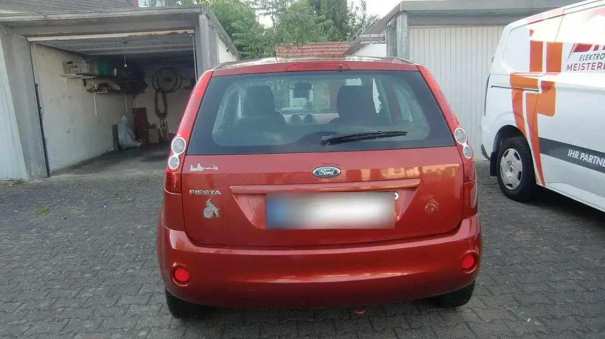Gebraucht Ford Fiesta Fun X 69 PS (50 kW) 2008 Orange Kleinwagen