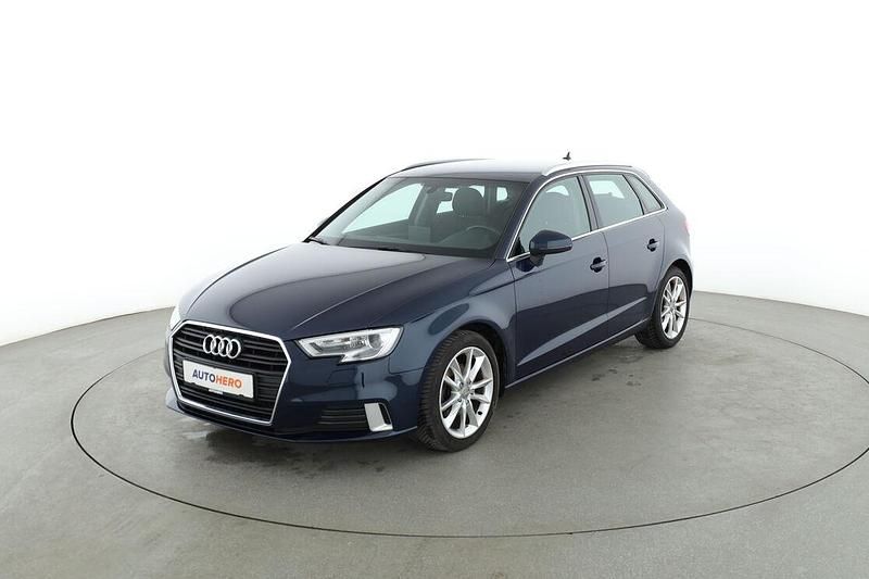 Blau Gebraucht 2020 Audi A3 Sport Limousine | 19.450 € (Guter Preis) - Bild 1/3