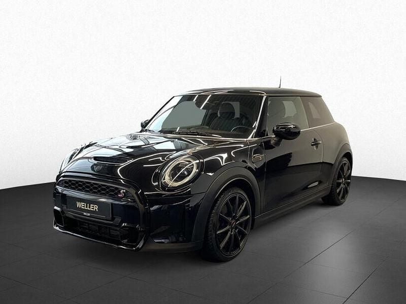 Usado Mini Cooper S Essential 178 HP (130 kW) 2021 Preto Citadino