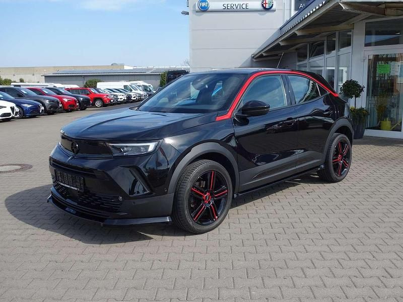 Gebraucht Opel Mokka Design Edition 131 PS (96 kW) 2022 Diamant schwarz/karbon schwarz SUV