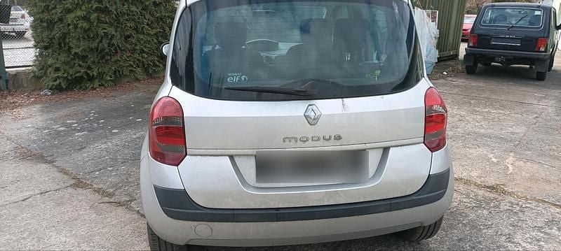 Second-hand Renault Modus 80 CP (58 kW) 2010 Gri Monovolum