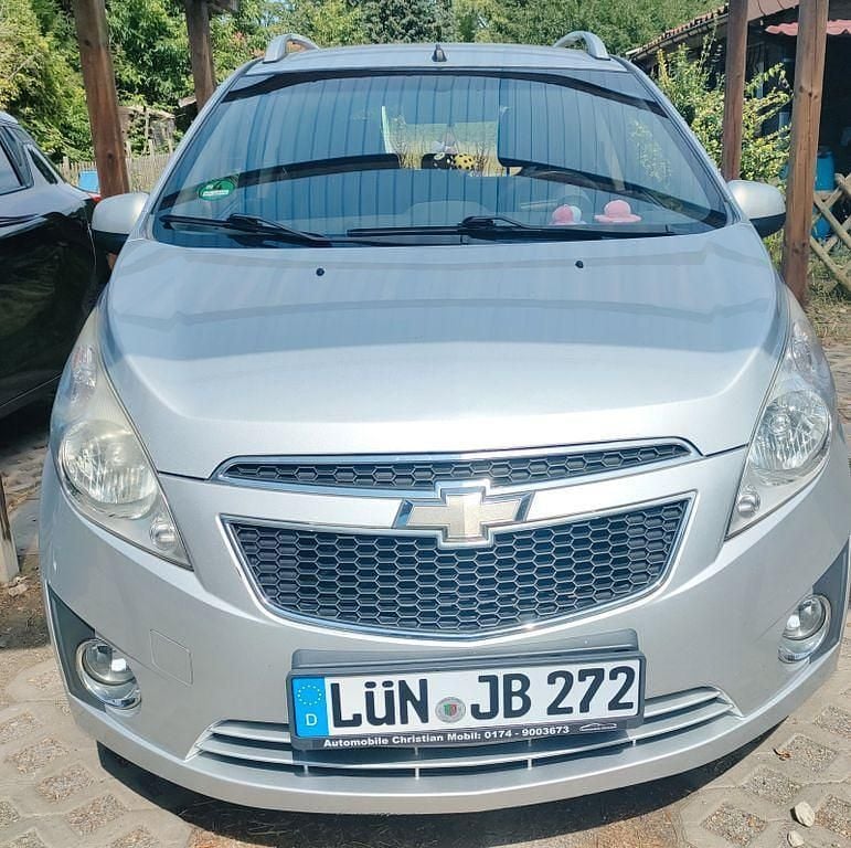 Grau Gebraucht 2011 Chevrolet Spark Kleinwagen | 1.800 € (Guter Preis) - Bild 1/4
