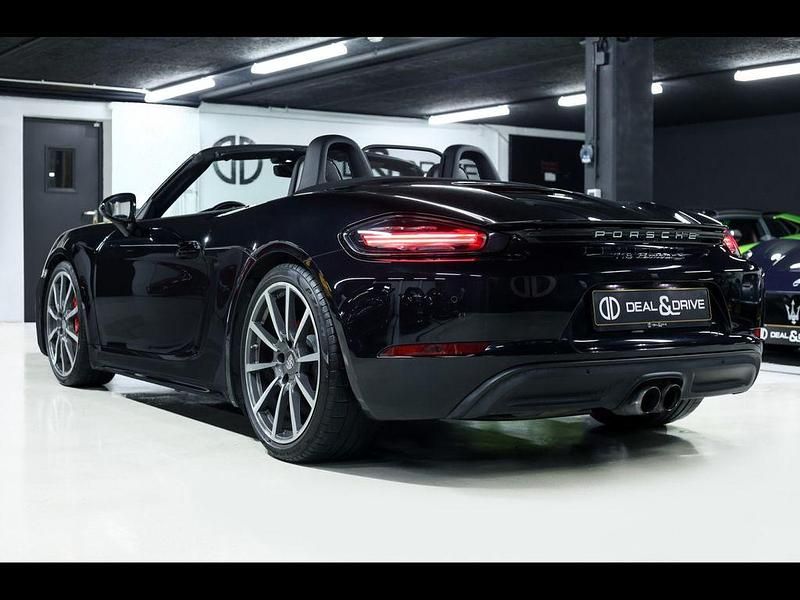 Gebraucht Porsche 718 Boxster Chrono 349 PS (256 kW) 2017 Schwarz Cabrio