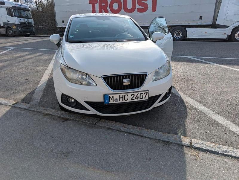 Gebraucht Seat Ibiza 86 PS (63 kW) 2009 Weiß Limousine